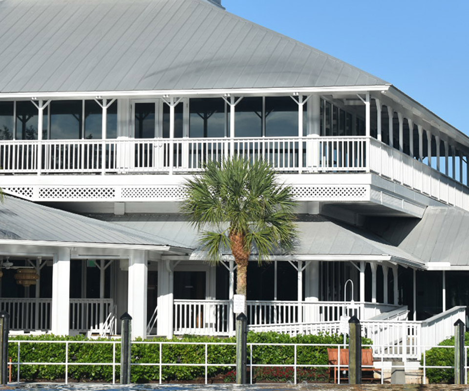 white restaurant on water dinner cruise brick tops